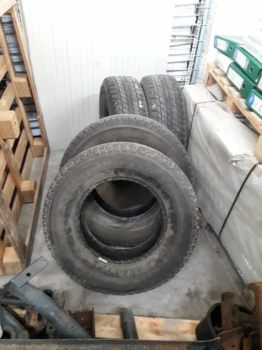 Caucicuri SH BRIDGESTONE 255/ 70=R16 M+S