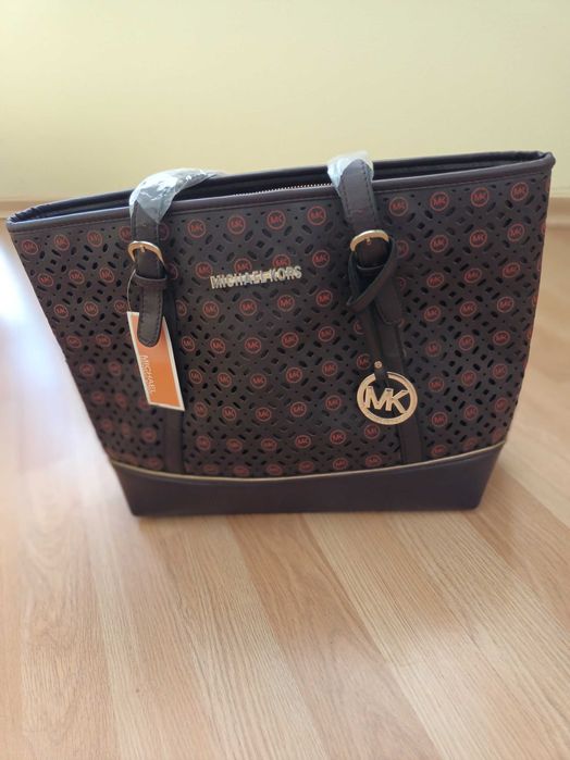 Дамсака чанта / кафява