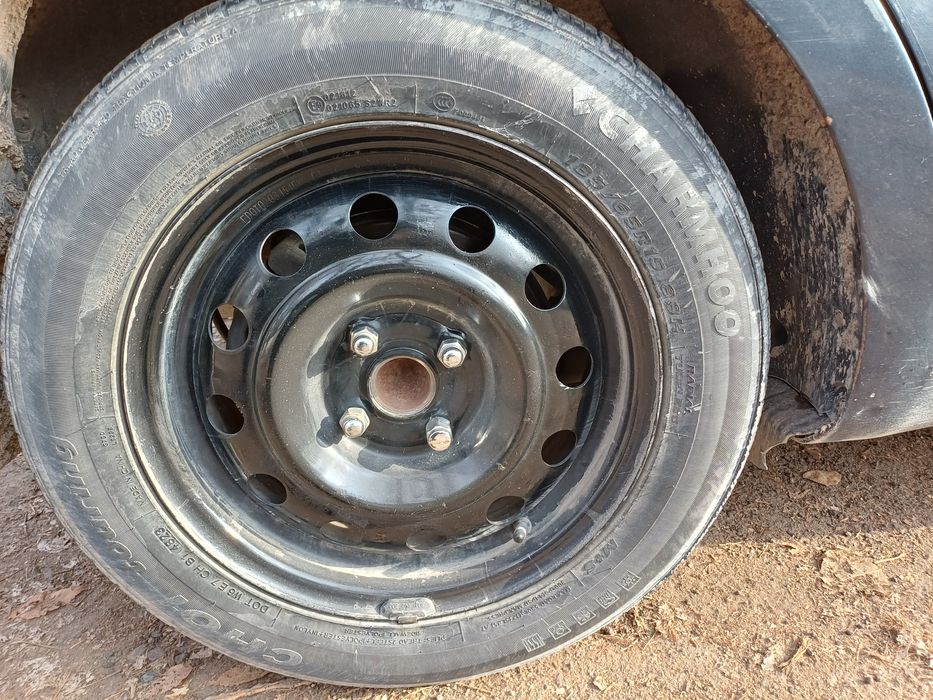 Продам колеса на Кия  Рио Б.У.