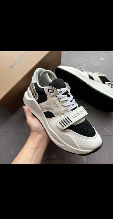 Papuci Burberry Arthur Snakers