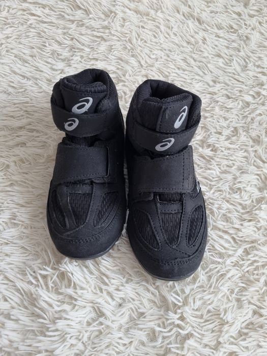 Продаются борцовки новые