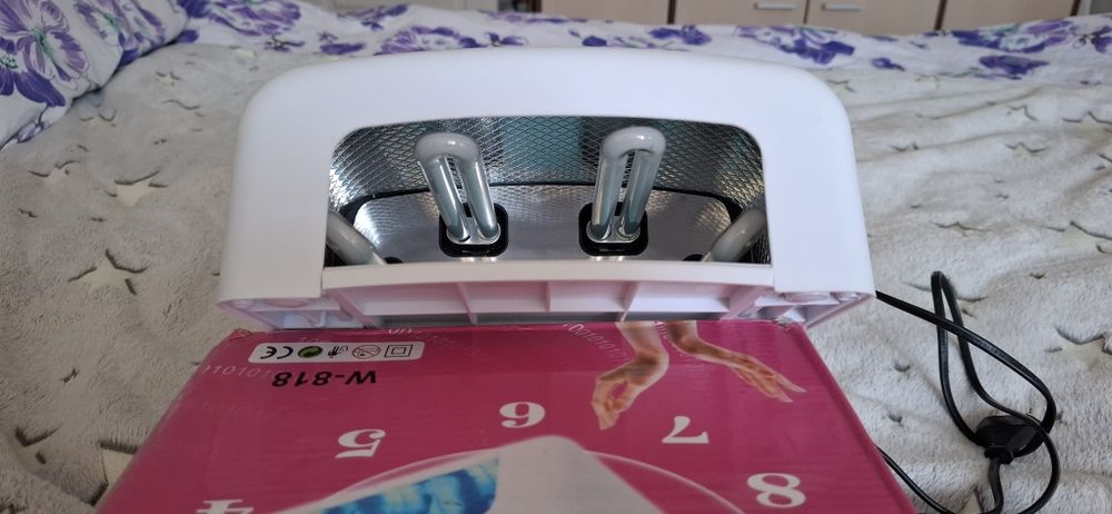 Продам Ультрофиолетовою лампу.