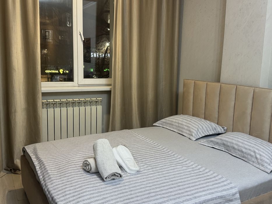 Квариира по часам