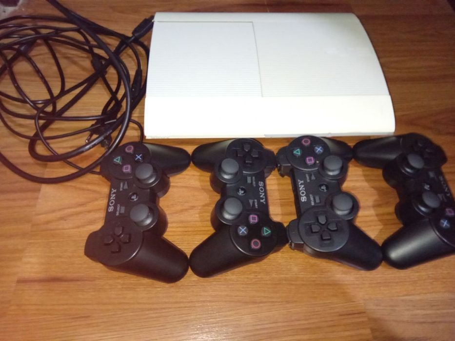 plays station 3 yangi xolatda