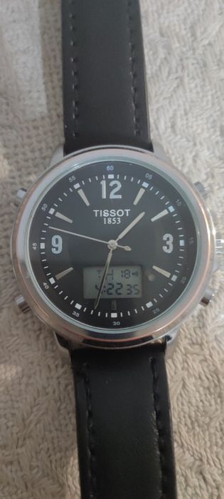 Продается мужские часы Tissot