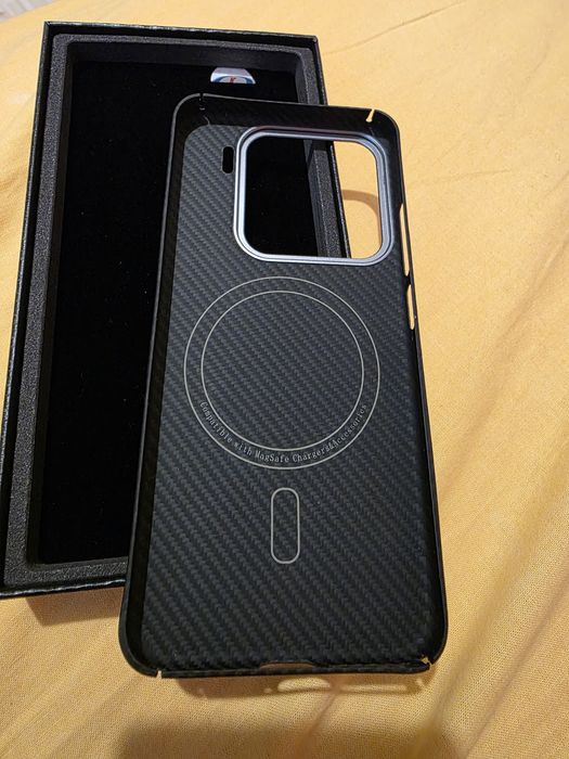 Husa fibra carbon Xiaomi 15