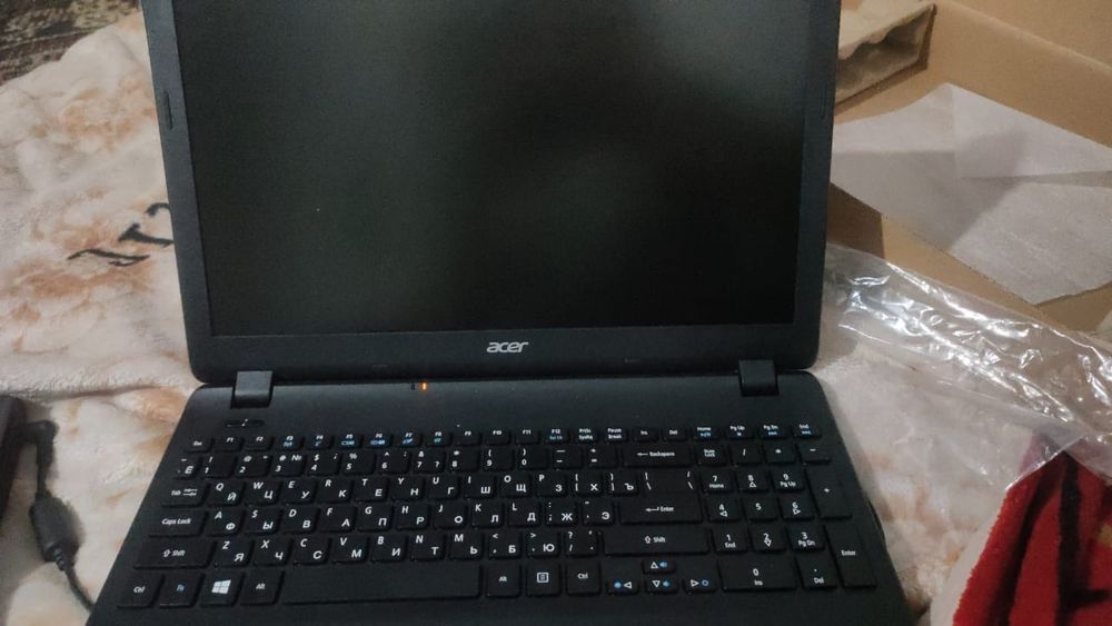 Продаю ноутбук acer, торг возможен