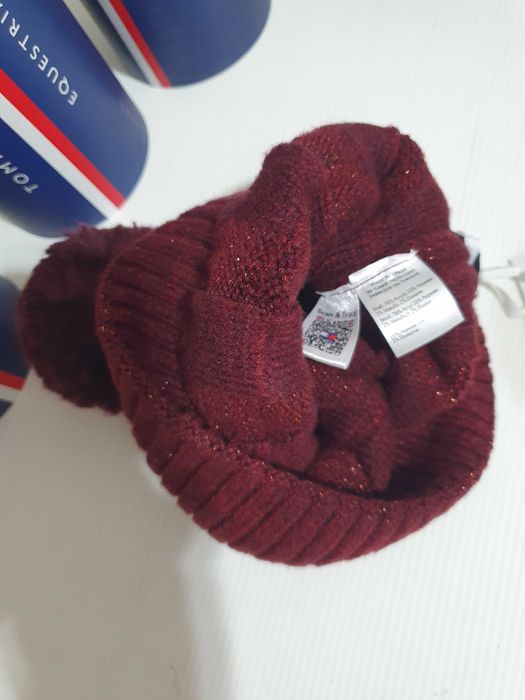 Caciula dama Tommy Hilfiger originala noua in cutie