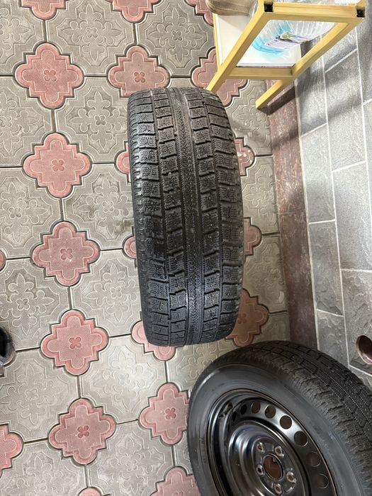 Продам зимнюю резинк