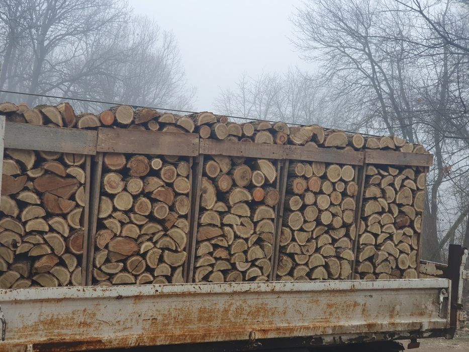 Lemne de foc la paleti