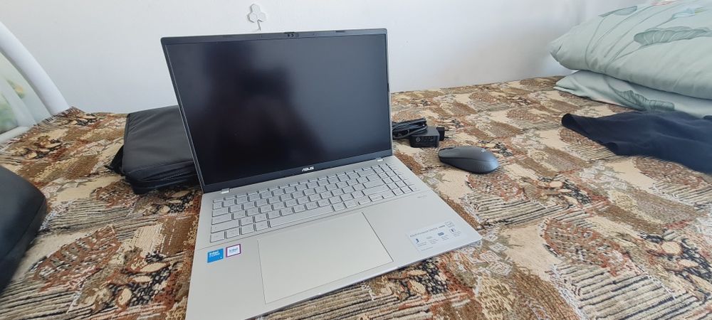 Ноутбук Asus vivobok s 16