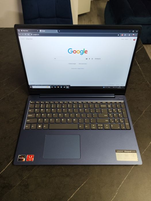Lenovo, 256GB SSD, 12 GB RAM, RYZEN 5 2500U, VEGA 8