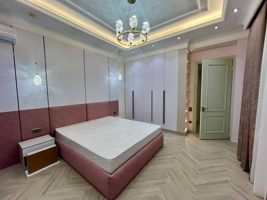 Евро коттедж Ц-5 метро Минор