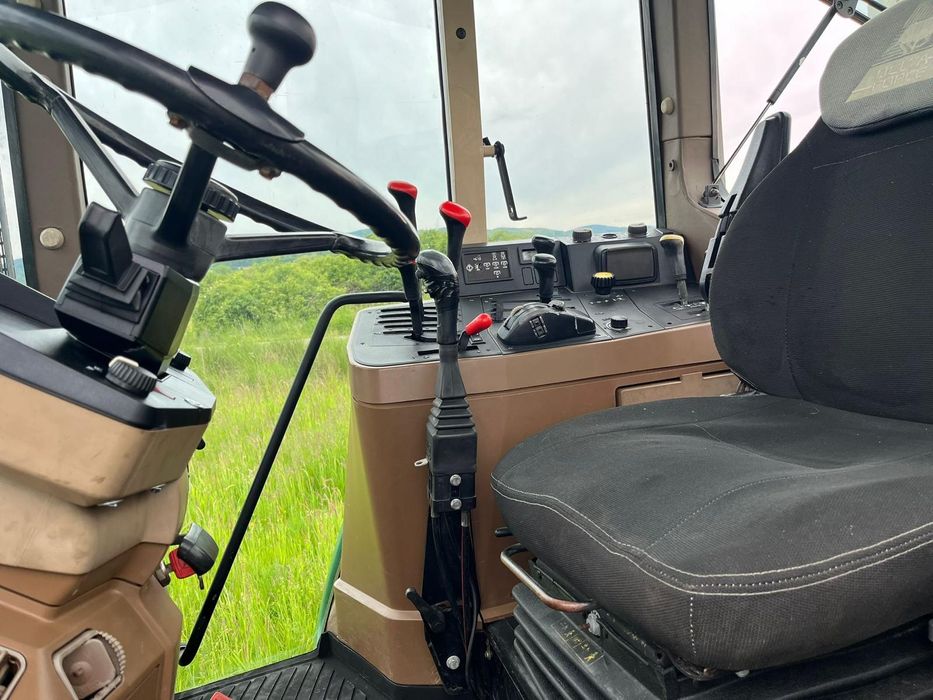 Vând tractor John Deere