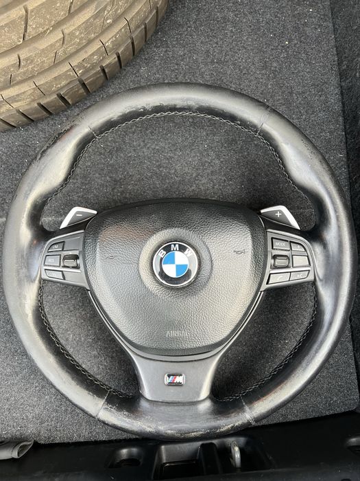 Volan BMW seria 5 f10/f11 M cu padele si airbag original