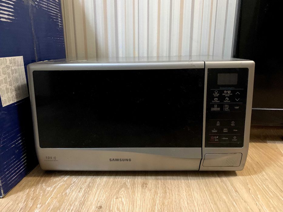 Микроволновка Samsung Рабочая