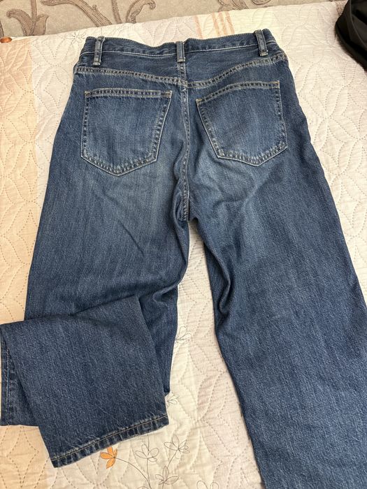 Женские прямые джинсы от Uniqlo, качество шикарное, размер 38