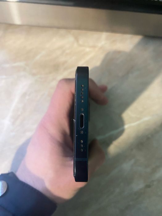 Iphone 13 темно-синий