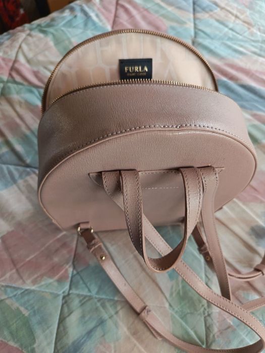 Furla  оригинална раница- нова