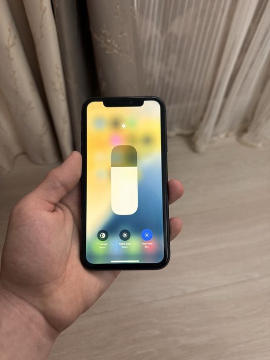 Продамм айфон 11