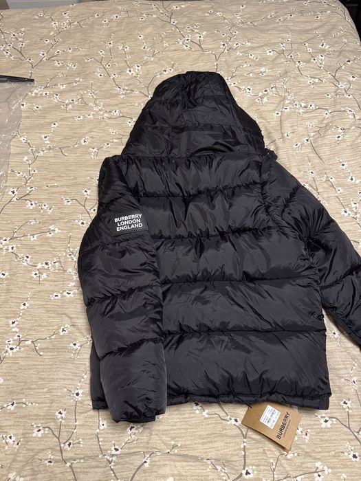 Geaca puffer Burberry