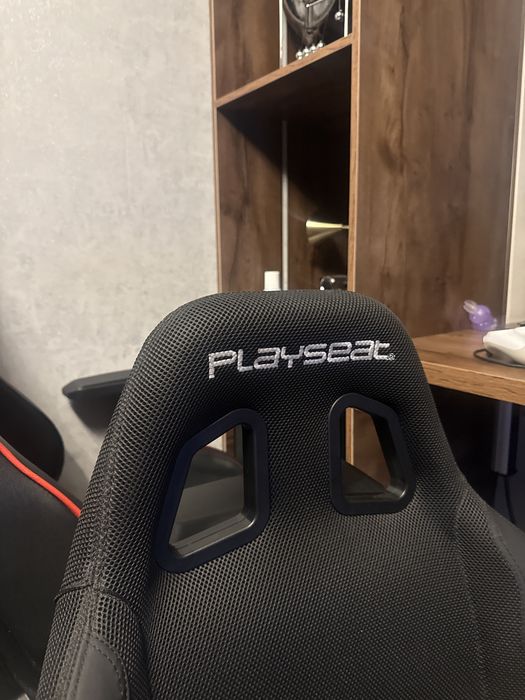 Игровой руль кокпит симулятор  2 руля thrustmaster 300rs gt