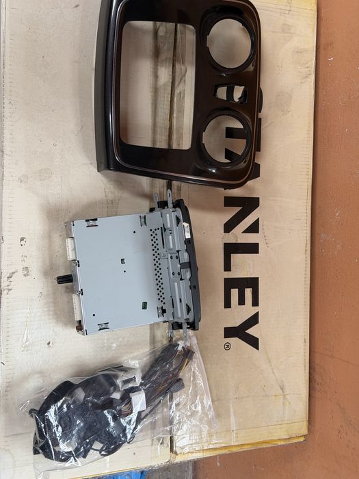 Radio casetofon Dacia Logan bluetooth