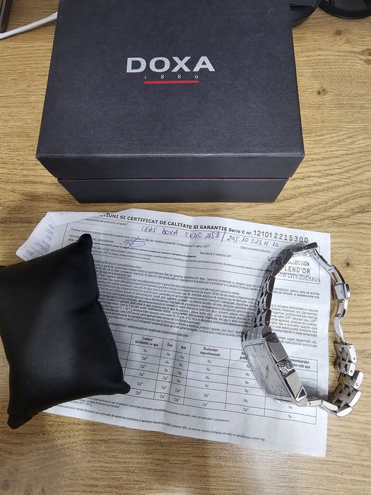 Vând ceas Doxa Quadro II 2 , Ronda quartz, Safir, curea otel 316L
