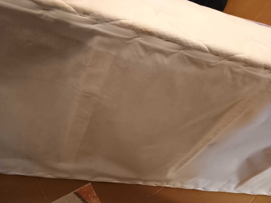 Продавам детско легло