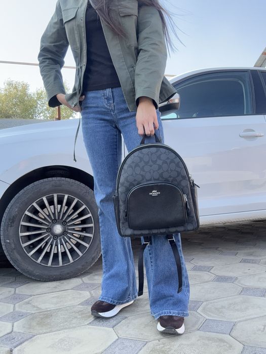 Продам рюкзак Coach