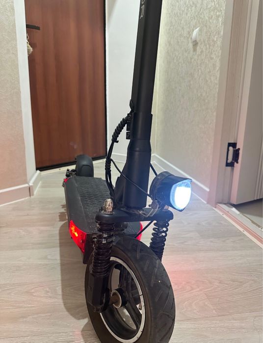 Электросамокат Joyor Y7-S