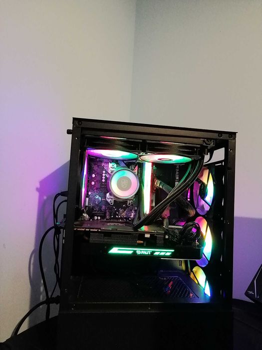 Мощен геймърски компютър