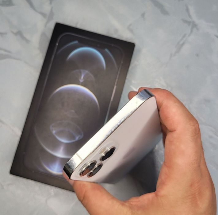 iPhone 12 pro max 128 LLa