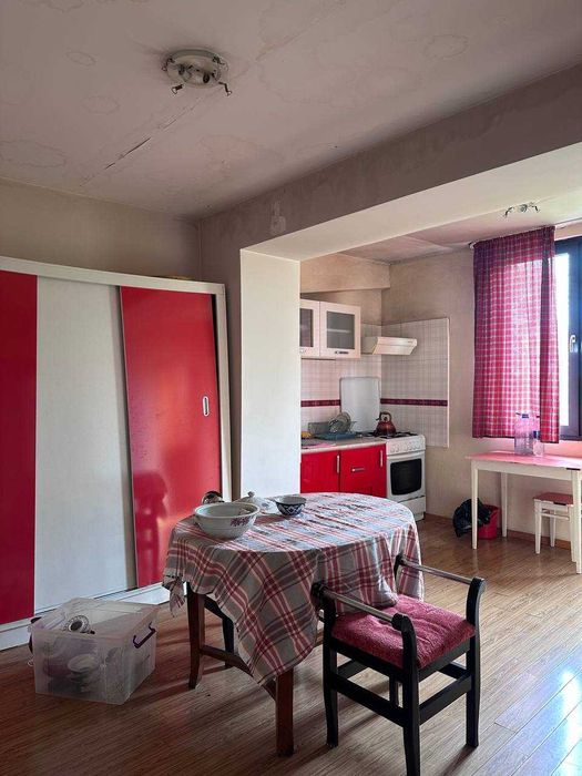 Продаётся 5и ком квартира ор-р Метро Космонавтов Ор: Голубые Купала