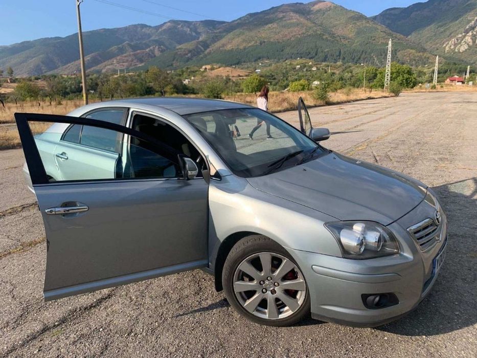 200 броя НА ЧАСТИ Тойота Авенсис 2.0 D-4d Д-4д 126 hp 2008 Facelift