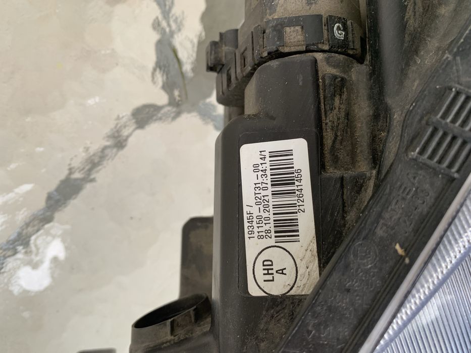 Far Toyota Corolla/stanga/dreapta  an 2019/2020/2021/2022/2023/2024