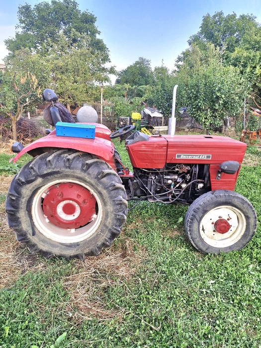 Tractor 445 DT de vânzare