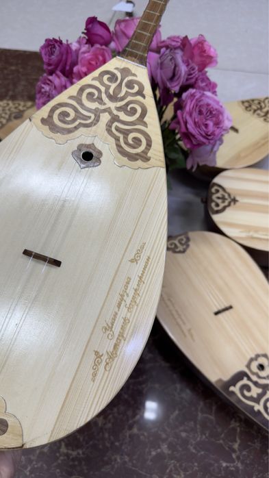 Продается Домбыра