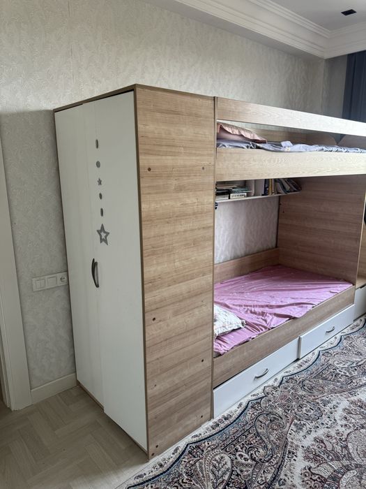 2 этажли кроват сотилади