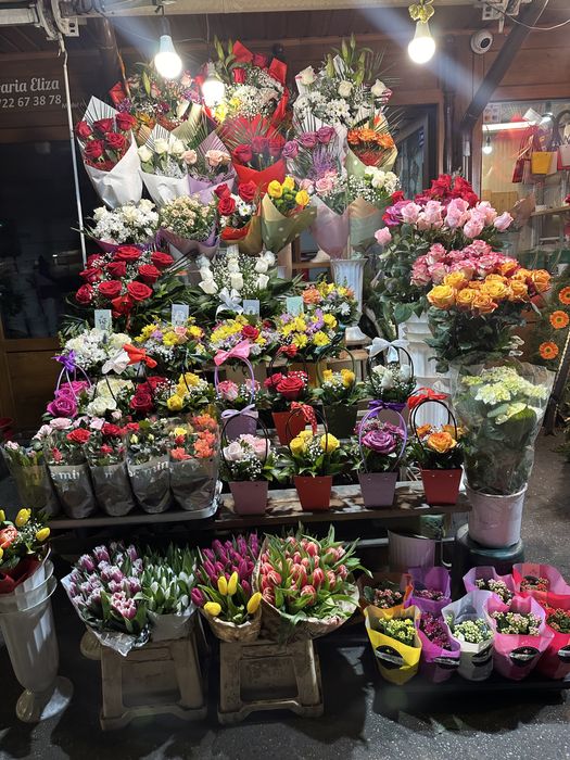 Vand chiosc florarie Calea Bucuresti