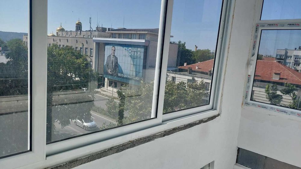 Дава се под наем Тристаен апартамент в Варна, Център - 92 кв.м за 650 € - Снимка #4