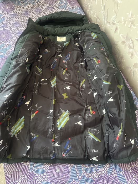 Продам женскую куртку