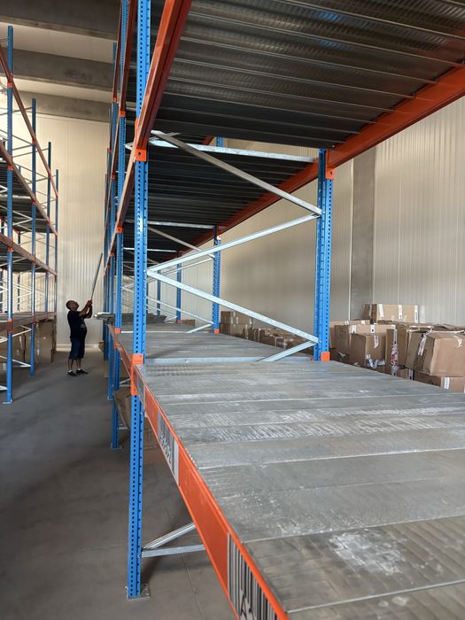 Rafturi metalice 208x286