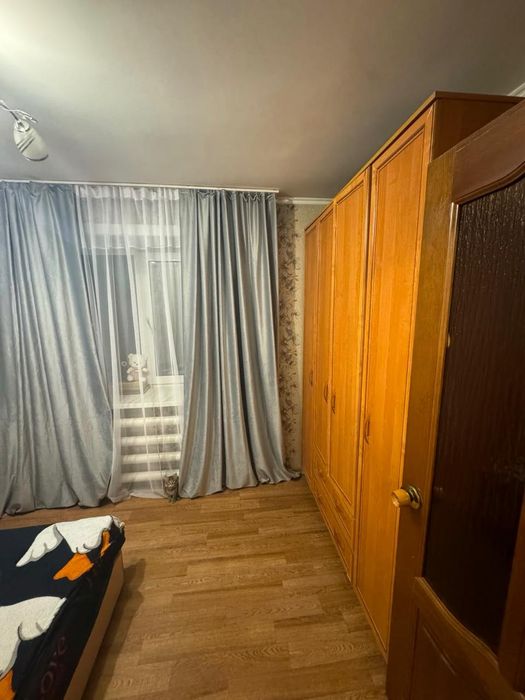 Продаётся трёхкомнатная квартира