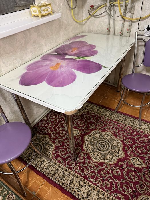 Стол стуля сатылады