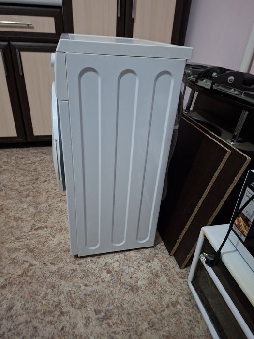 Продам стиральную машину
