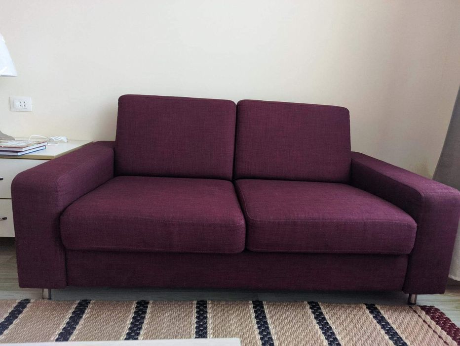 Двойка канапе, бордо + 3бр възглавници