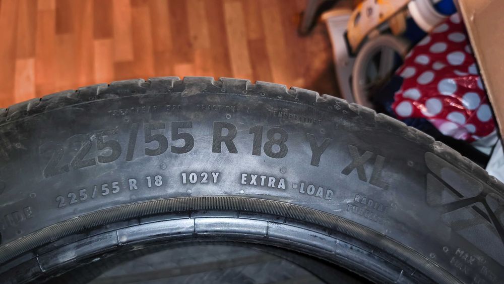 Продавам 4 летни гуми Continental EcoContact 6Q 225/55/18 102Y XL