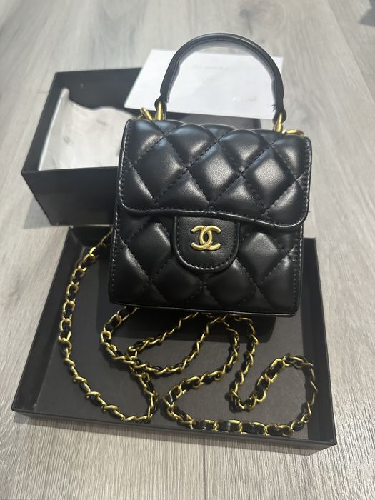 Chanel vip gift mini             .