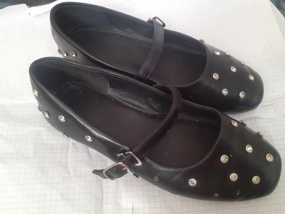 Женский обувь и детский обувь